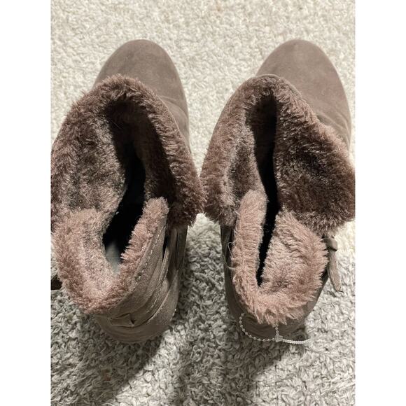 Call It Spring Women's Size 6 Faux Fur Leather Ankle Bootie Shoes Brown - Picture 4 of 13